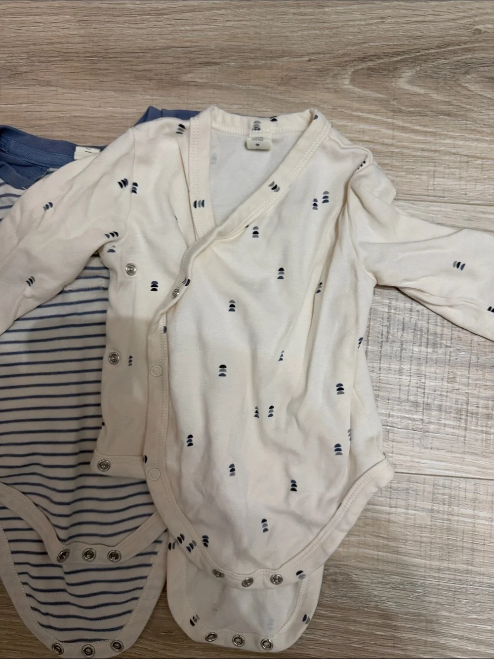 Colored Organics Kendi 7 onesies lot